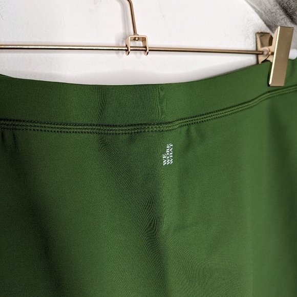WEWOREWHAT Active Tennis Workout Skort Court Green NEW Size M - Picture 7 of 7